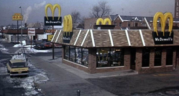 Mcdonald's dans coming to America