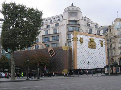 louis vuitton street marketing