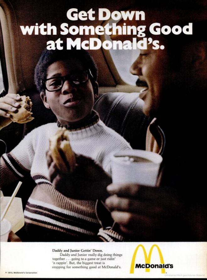 pub mcdonald's 1973 avec des noirs