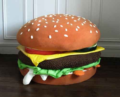 Pouf Cheeseburger par Maxime Pécourt